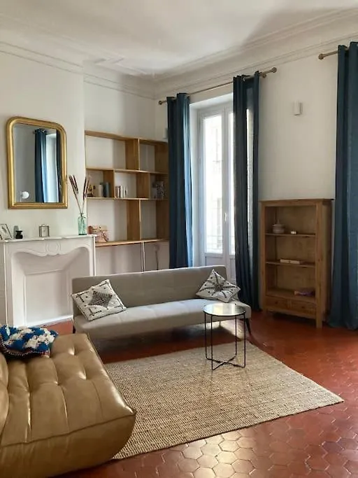 Superbe Appartement Spacieux, Calme, Central تولون